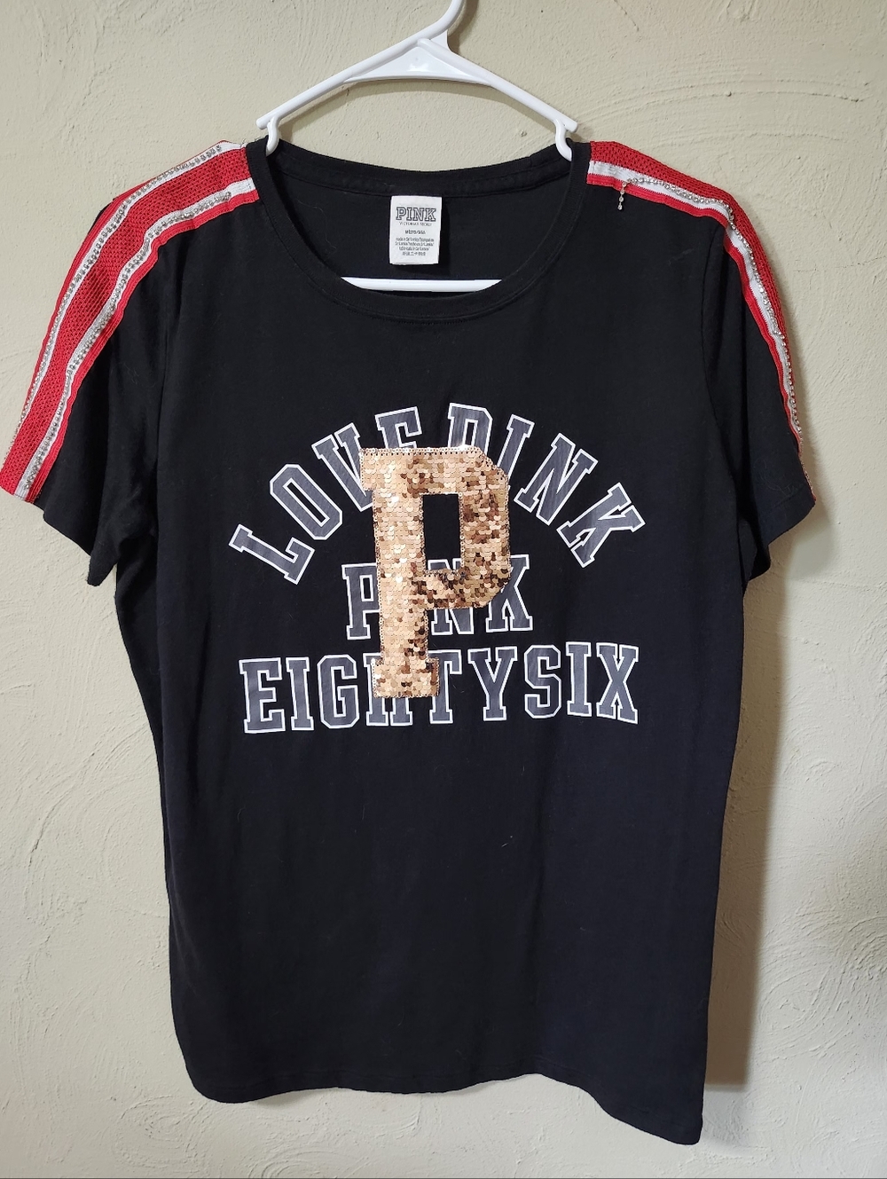 PINK Victoria's Secret  Tee with White Logo Tag